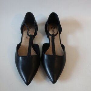 NWOB Womens Bella-Vita Black Faux Leather T-Strap Pointy Ballet Flats 9N​